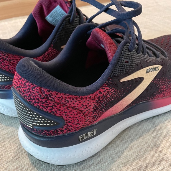 Women's Brooks Ghost 16 – size 9 - Picture 2 of 5